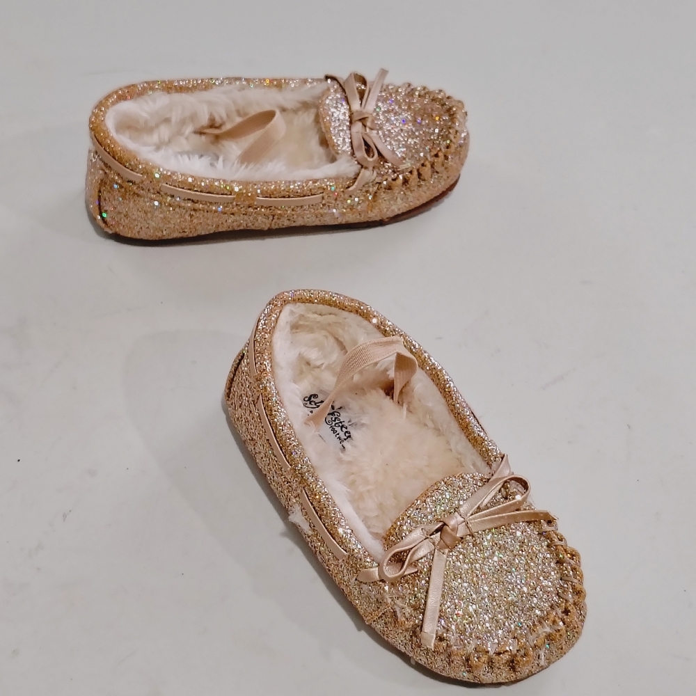 Self Esteem Baby Girl Faux Fur Sparkly Gold  Moccasins Shoes Size 8